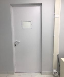 Одностворчатая металлическая рентгенозащитная остекленная дверь 0,5 Pb RAL 9003